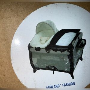 Graco Portable Playard - Grey and black